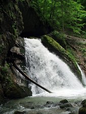 Evantai waterfall, Păuleasa , Photo: Zsembery Ágoston