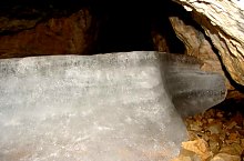 Barsa ice cave, Glăvoi , Photo: Tibor Paler