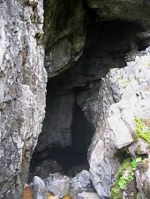 Black cave, Glăvoi , Photo: Adrian Văduvă