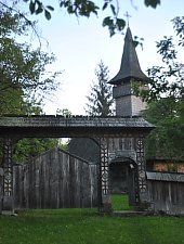 Wooden church, Mănăstirea , Photo: WR