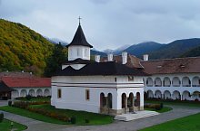 Brancoveanu monastery, Sâmbăta de Sus , Photo: Daniel Breabăn